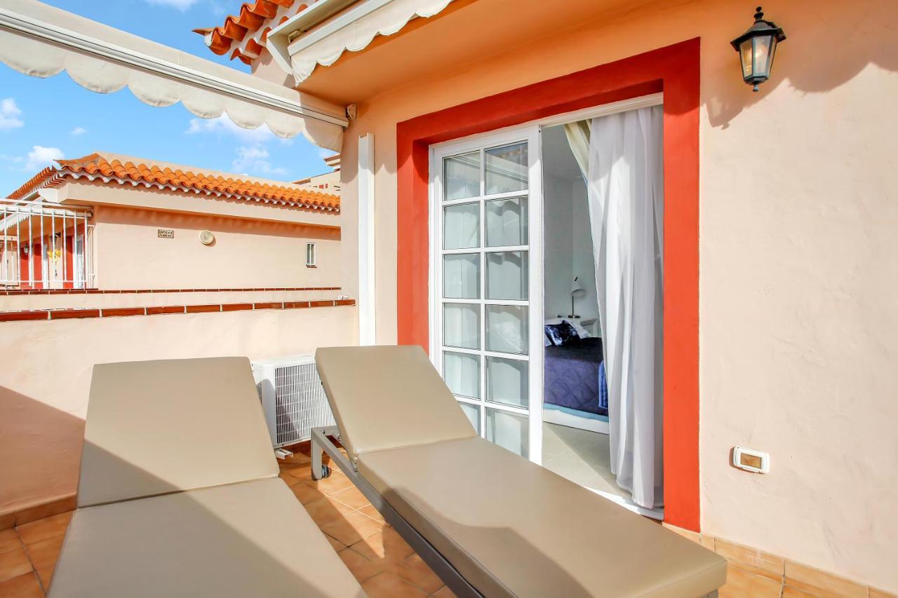 Top Floor, Sea View, Huge Terrace, Heated Pool, Garage Лос Кристианос Экстерьер фото