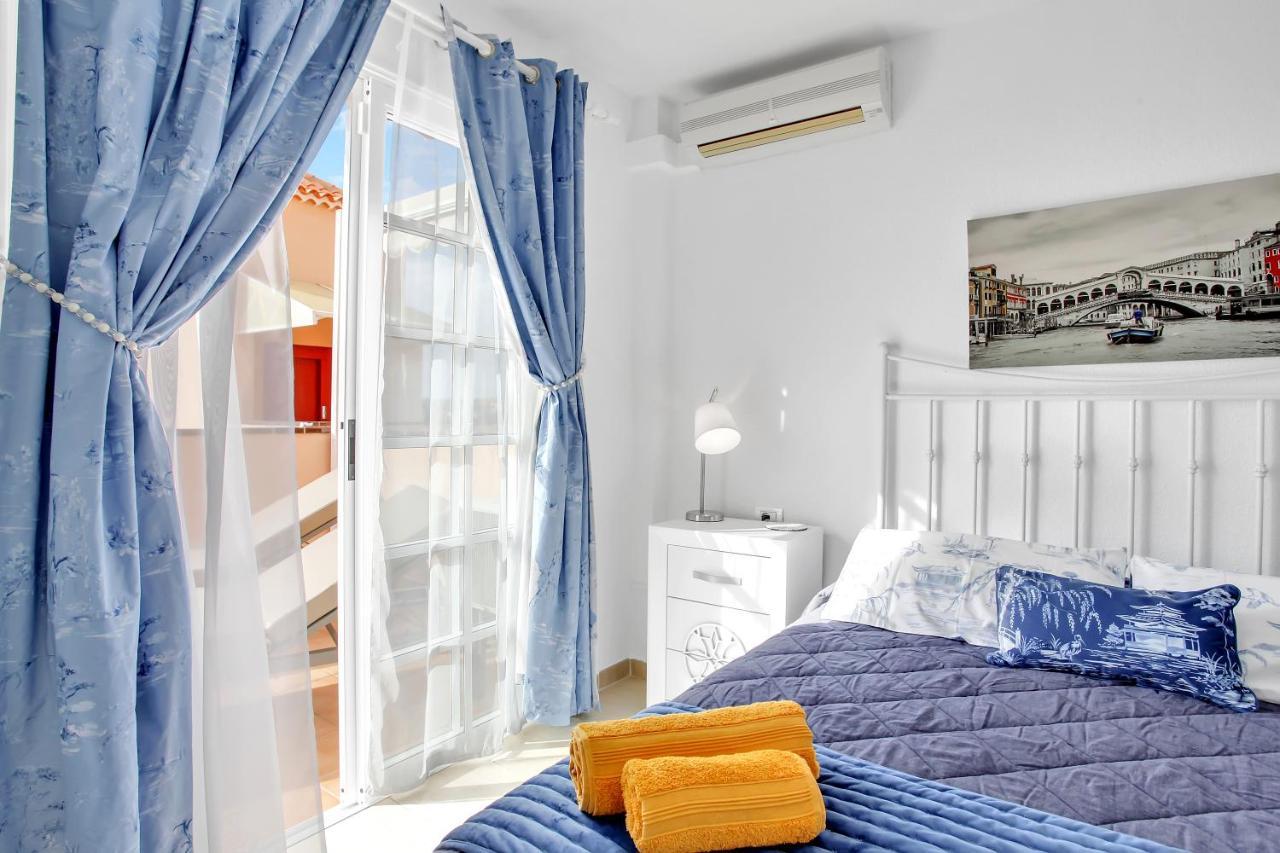 Top Floor, Sea View, Huge Terrace, Heated Pool, Garage Лос Кристианос Экстерьер фото